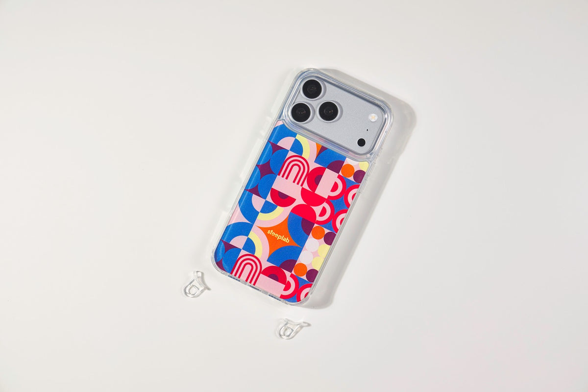 Freehand Color Play case with removable hooks